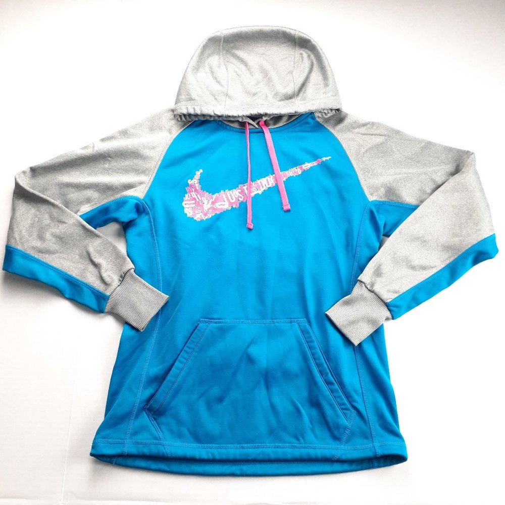NIKE Therma-Fit Hoodie with Swoosh and Pocket